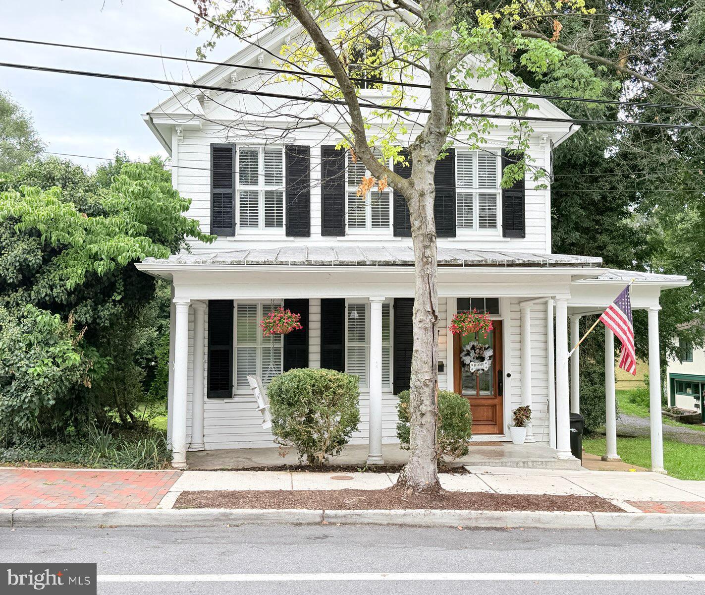 414 N BRADDOCK ST Property Photo 1