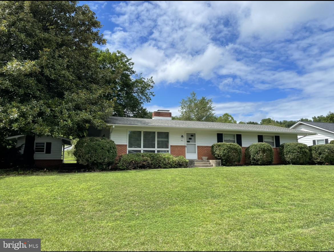 501 FOX DR