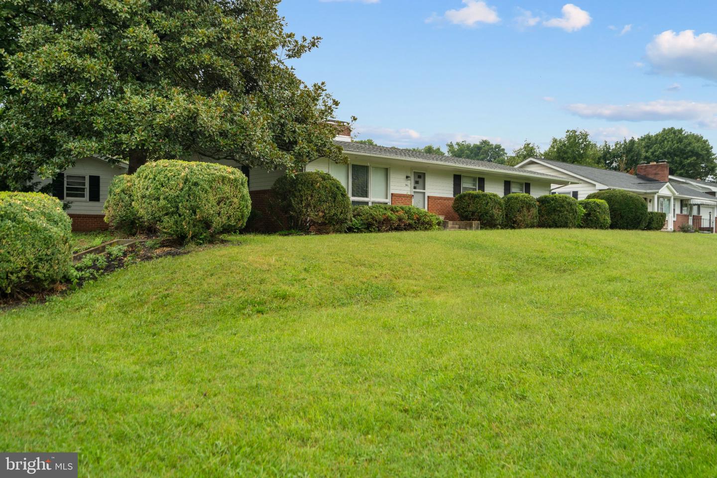 501 Fox Dr Property Photo 3
