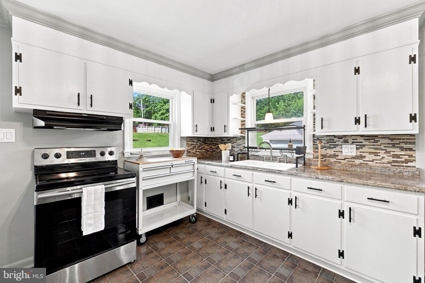 805 Pennsylvania Ave Property Photo 19