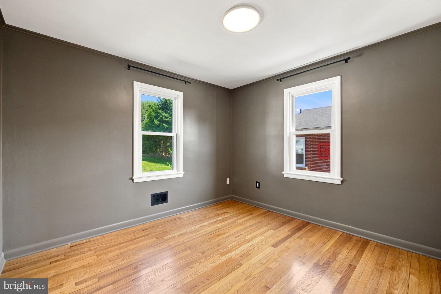 805 Pennsylvania Ave Property Photo 37
