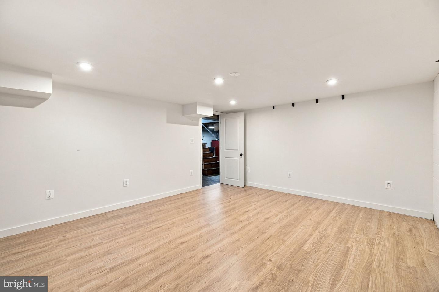 805 Pennsylvania Ave Property Photo 43