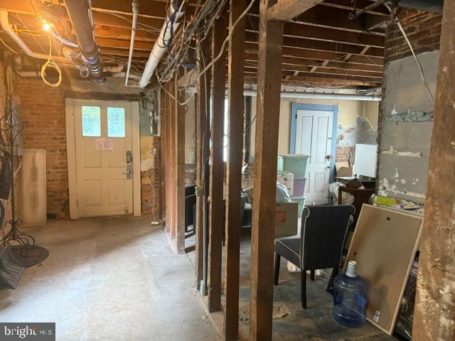 407 S Loudoun St Property Photo 17