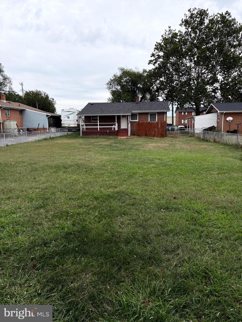 2325 Wilson Blvd Property Photo 25