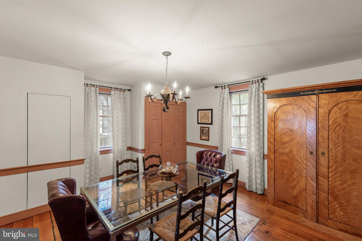 422 S Loudoun St Property Photo 8