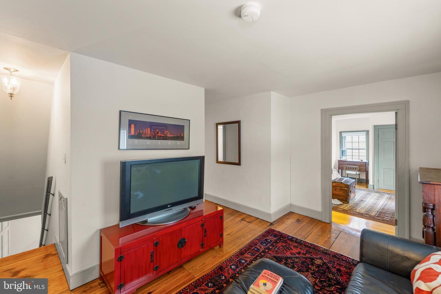 422 S Loudoun St Property Photo 17