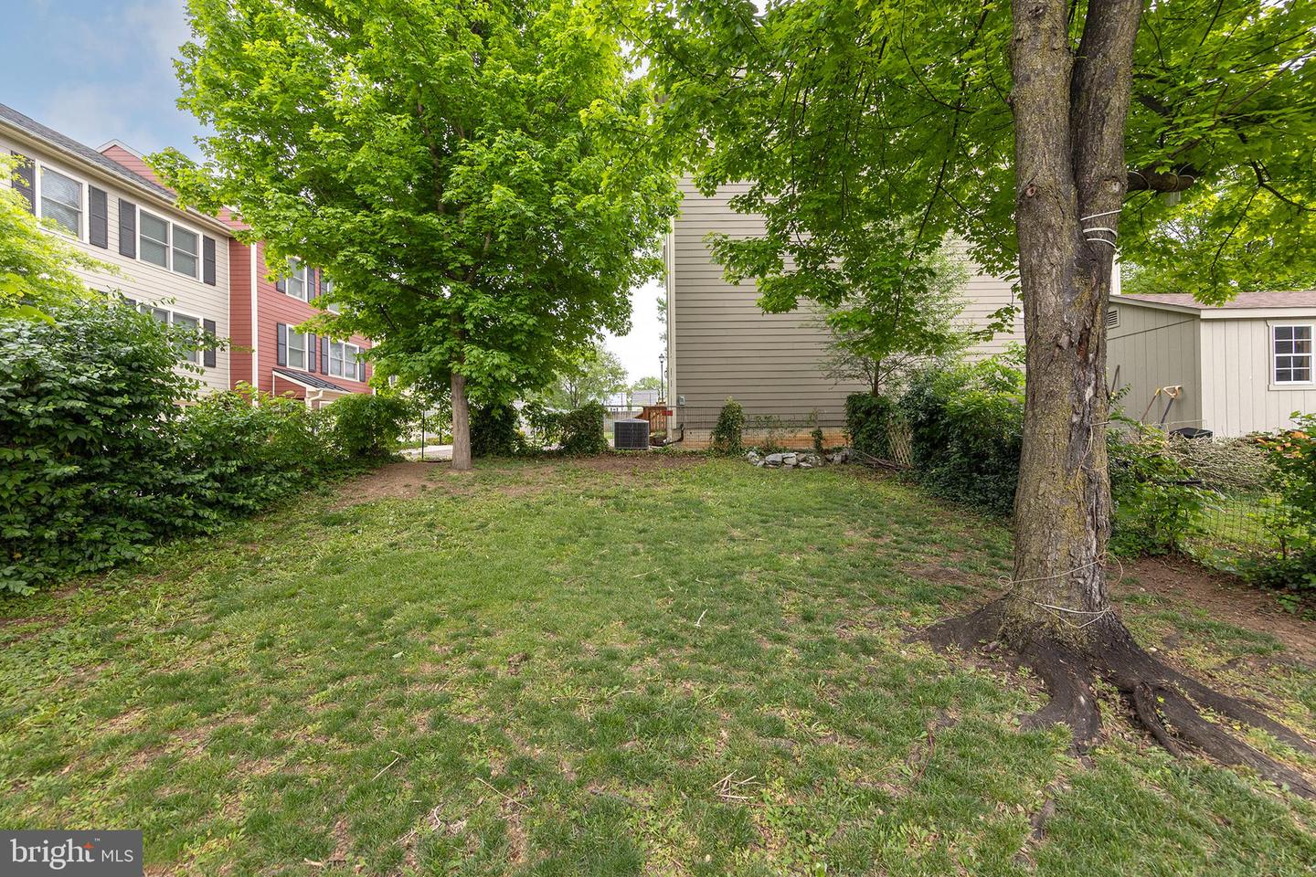 422 S Loudoun St Property Photo 34