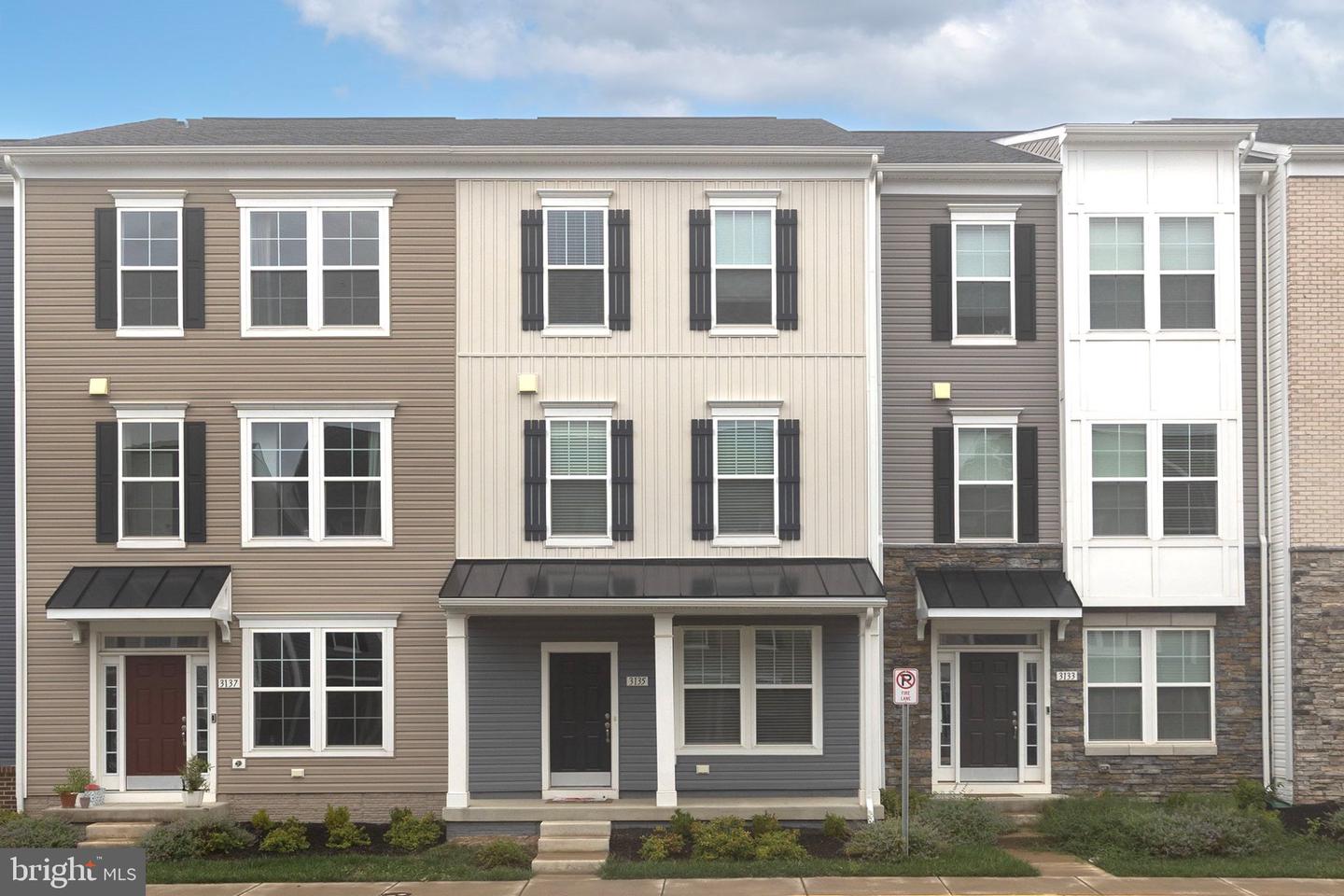 3135 ETON PL