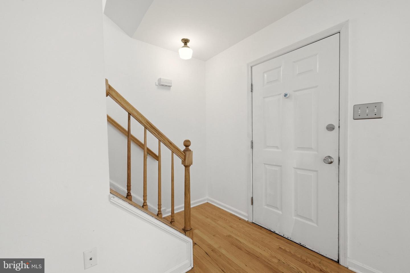 103 E Germain St Property Photo 4