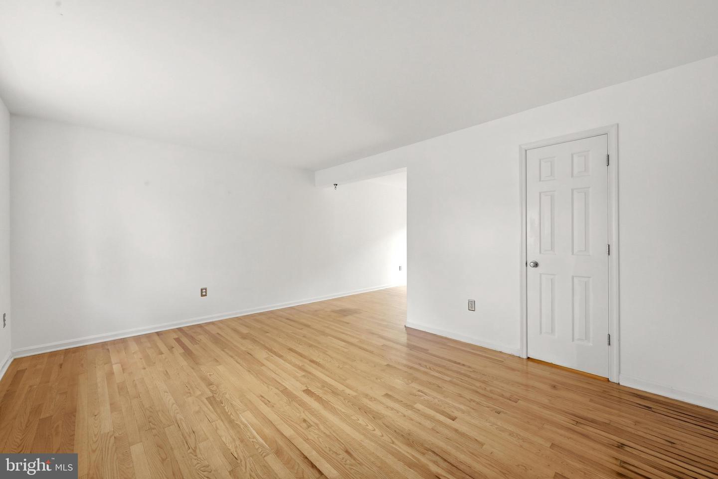 103 E Germain St Property Photo 5