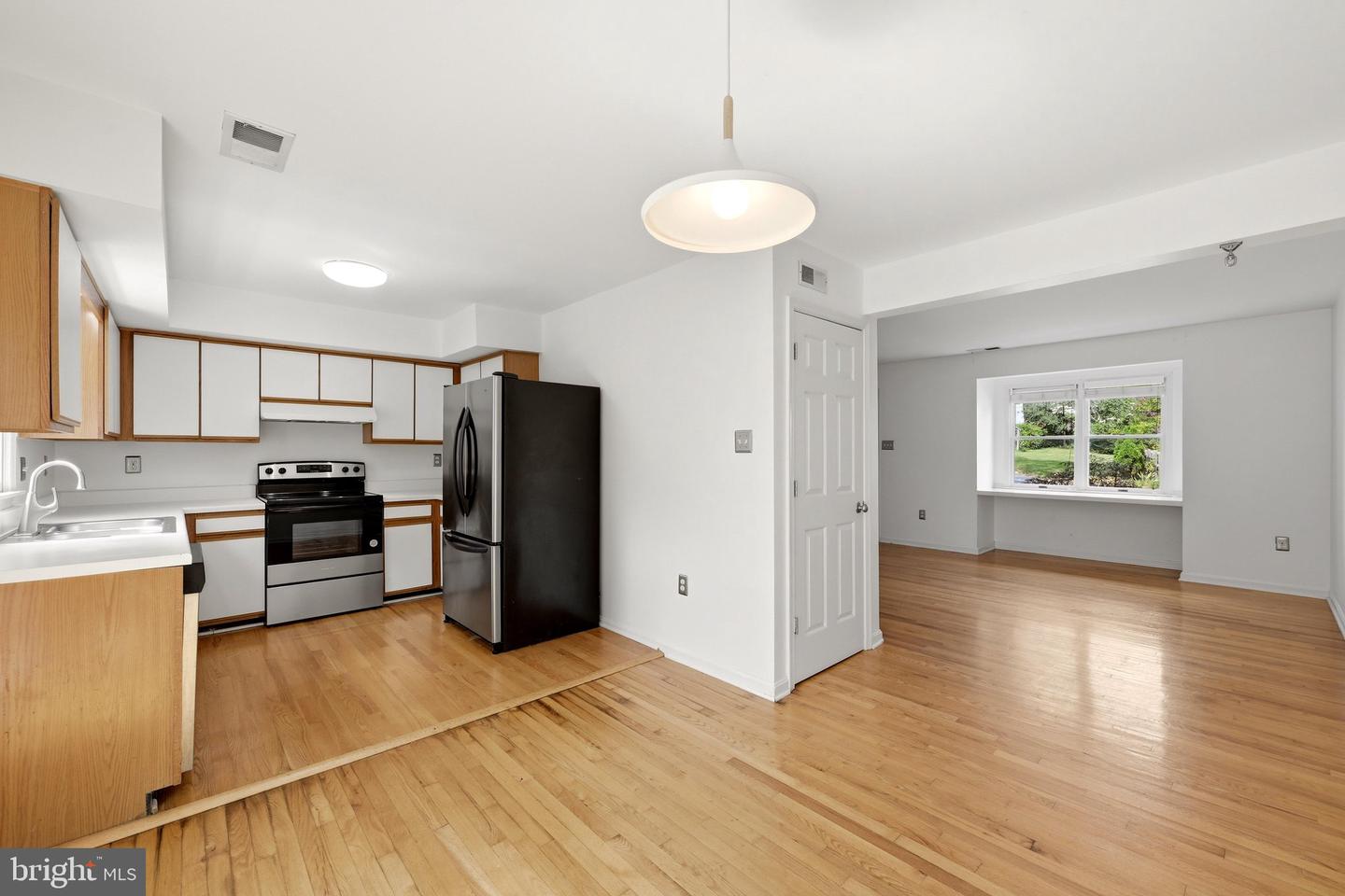 103 E Germain St Property Photo 11