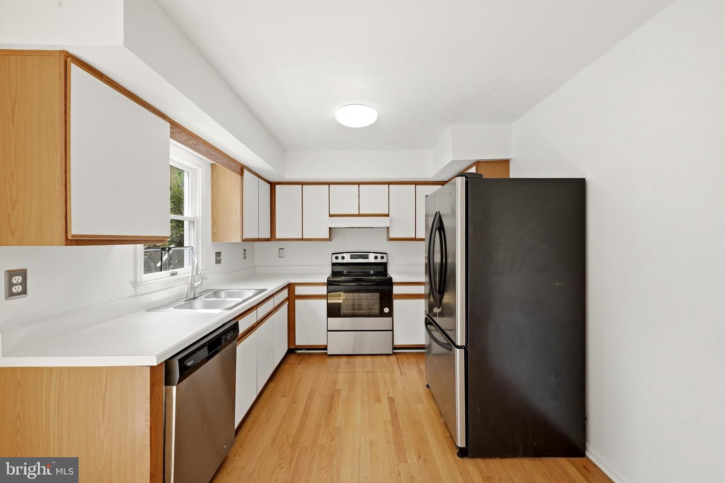 103 E Germain St Property Photo 12