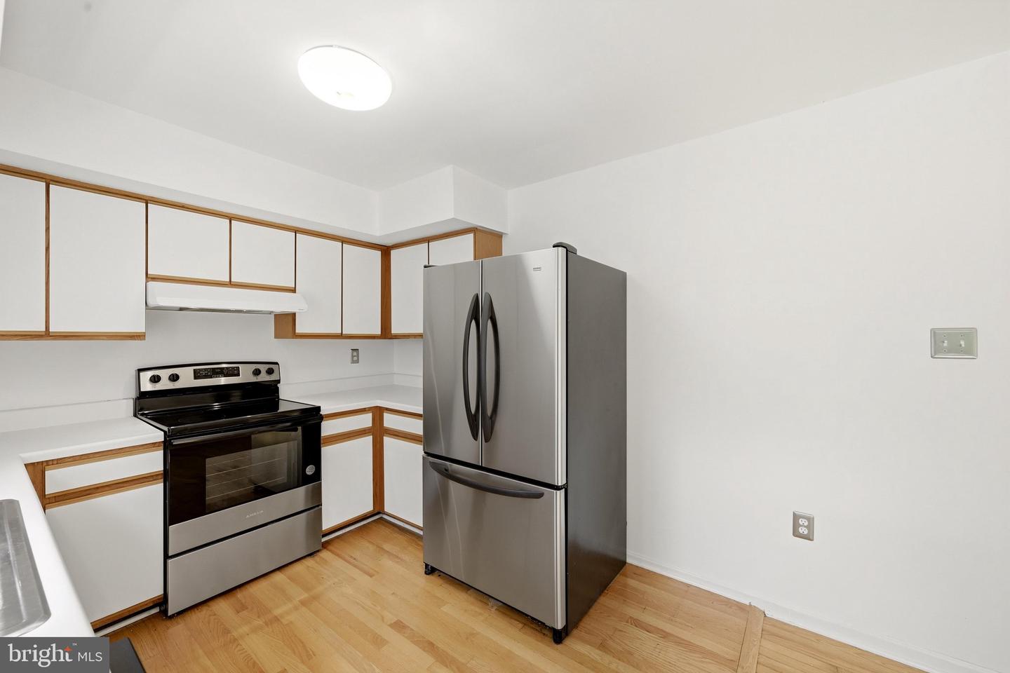 103 E Germain St Property Photo 14