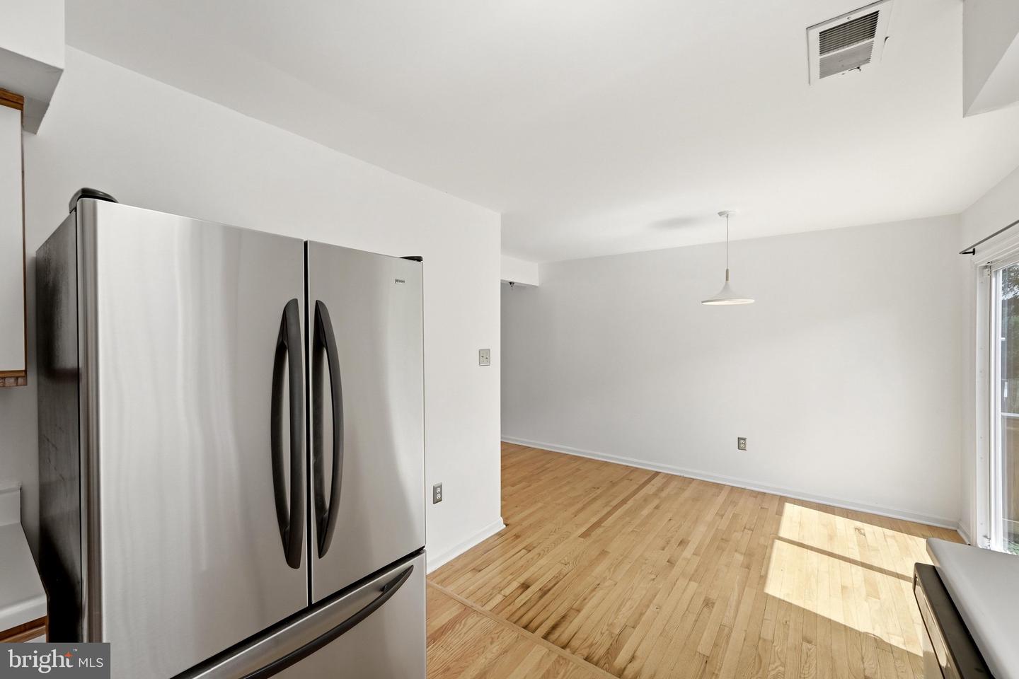 103 E Germain St Property Photo 15