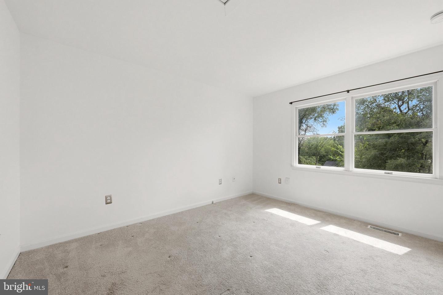 103 E Germain St Property Photo 20
