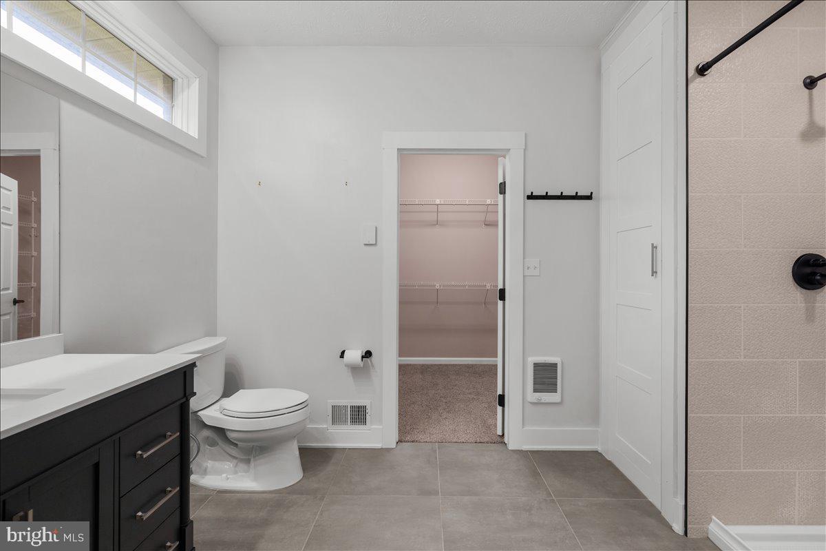832 Winder Ct Property Photo 17