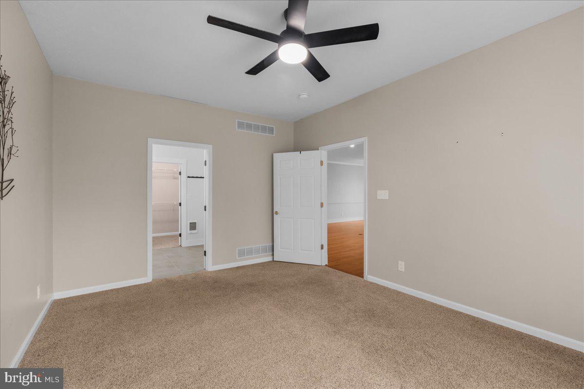832 Winder Ct Property Photo 23