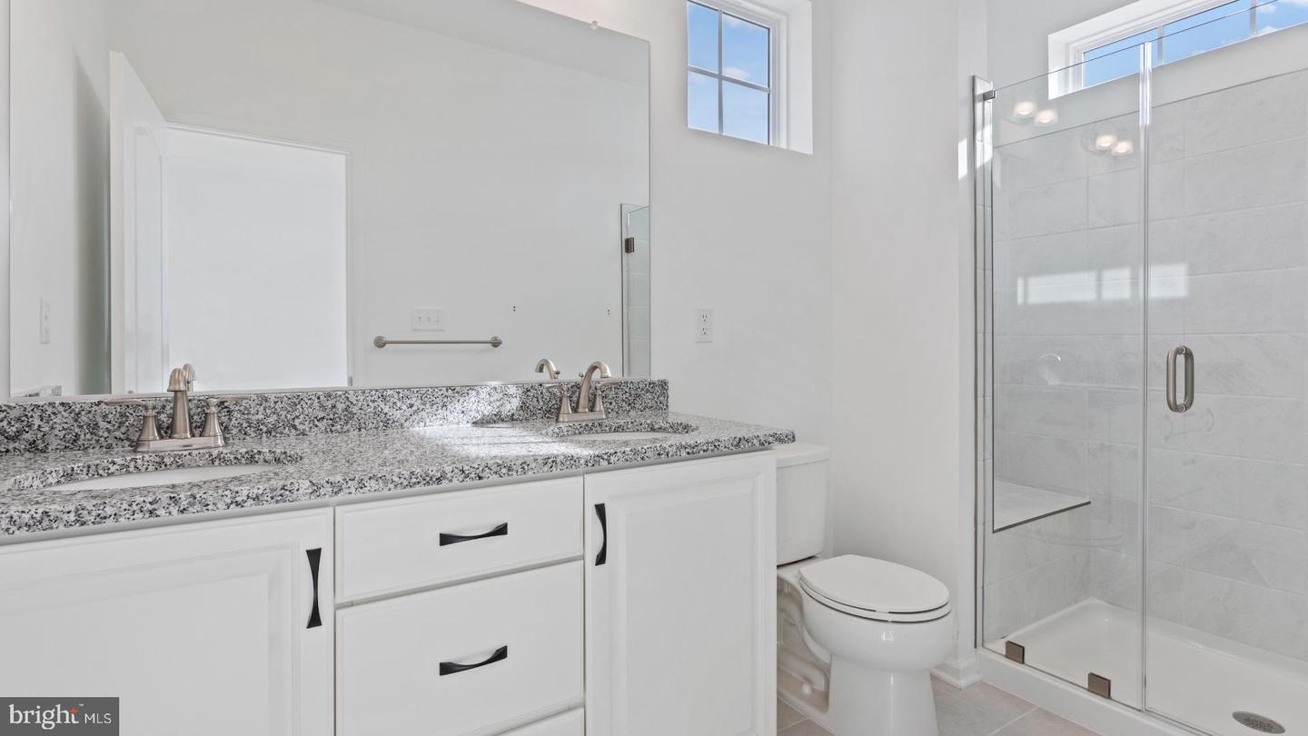 610 Hemsworth Ln Property Photo 20