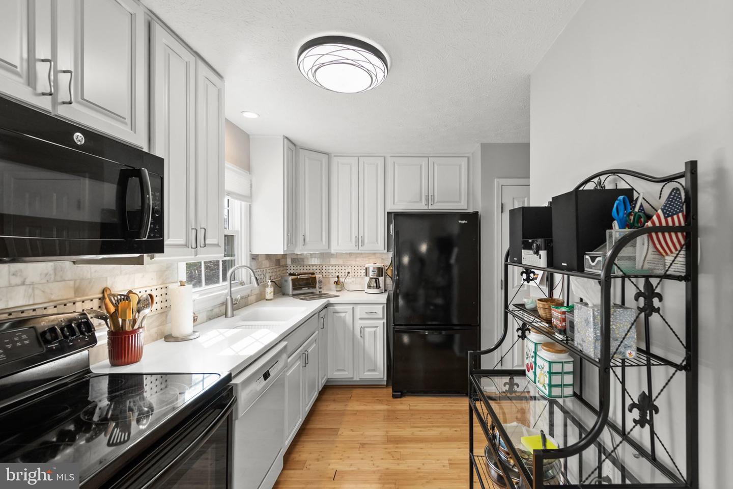 802 Appleseed Ct Property Photo 10