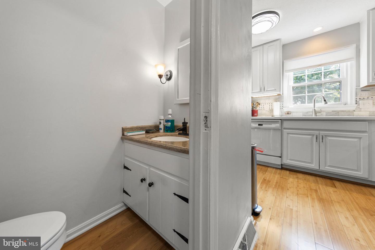 802 Appleseed Ct Property Photo 17