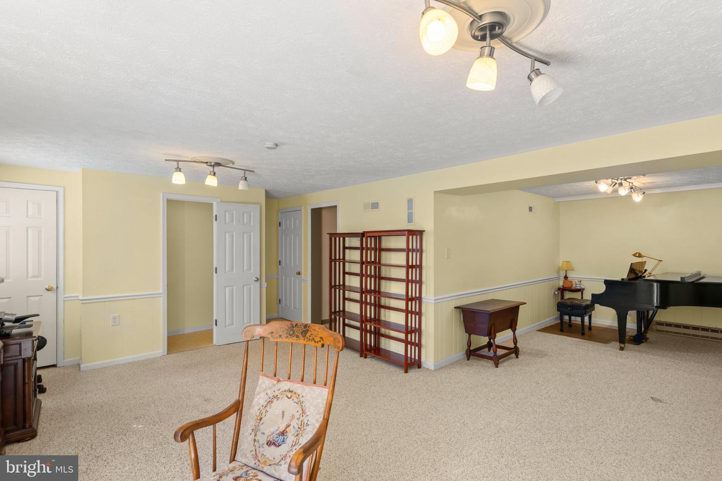 802 Appleseed Ct Property Photo 28