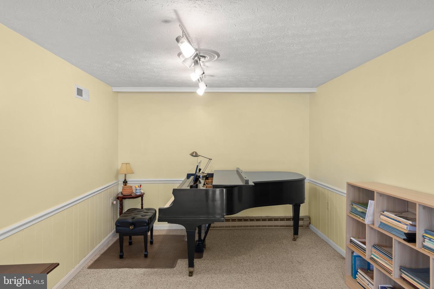 802 Appleseed Ct Property Photo 29