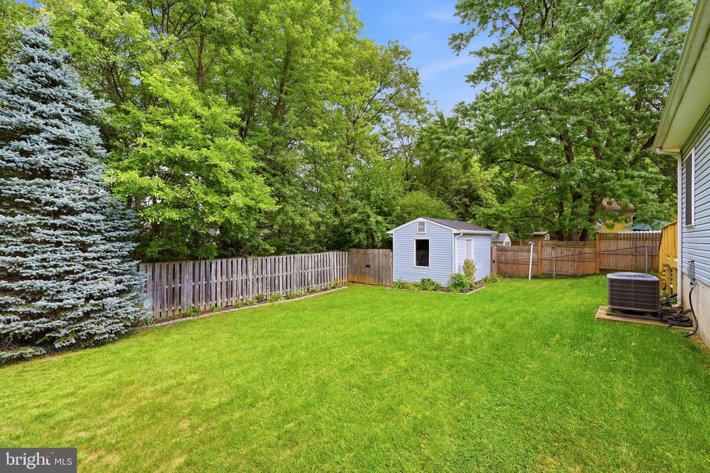 700 Green St Property Photo 27