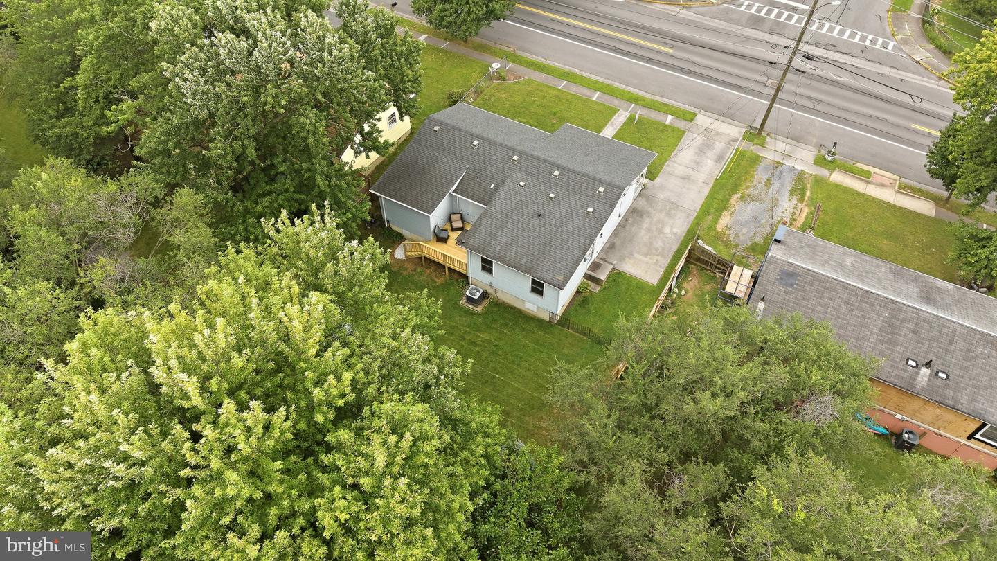 700 Green St Property Photo 30