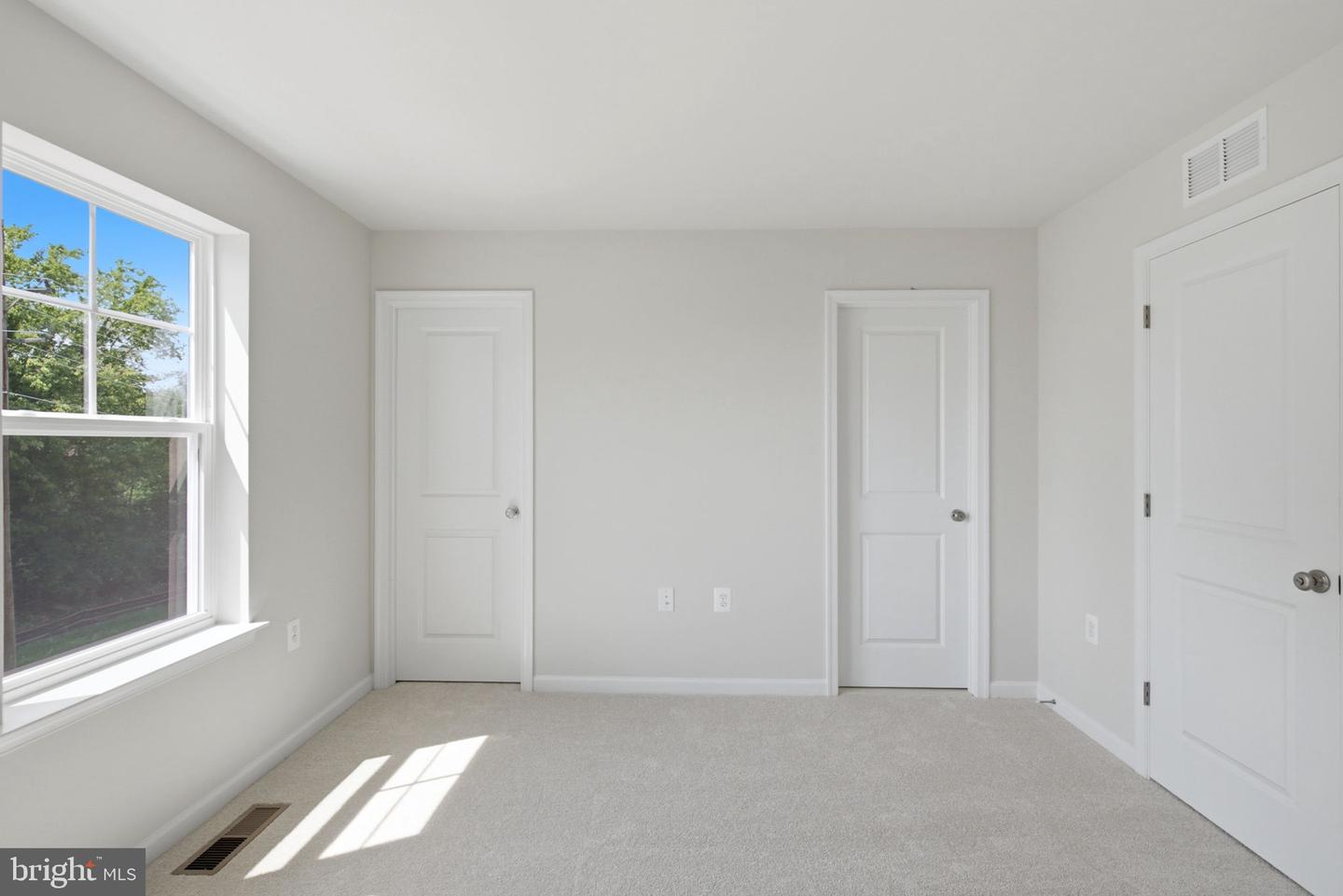 229 Monteith Dr Property Photo 24