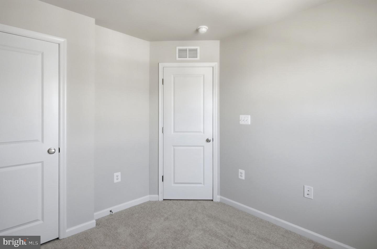 229 Monteith Dr Property Photo 31