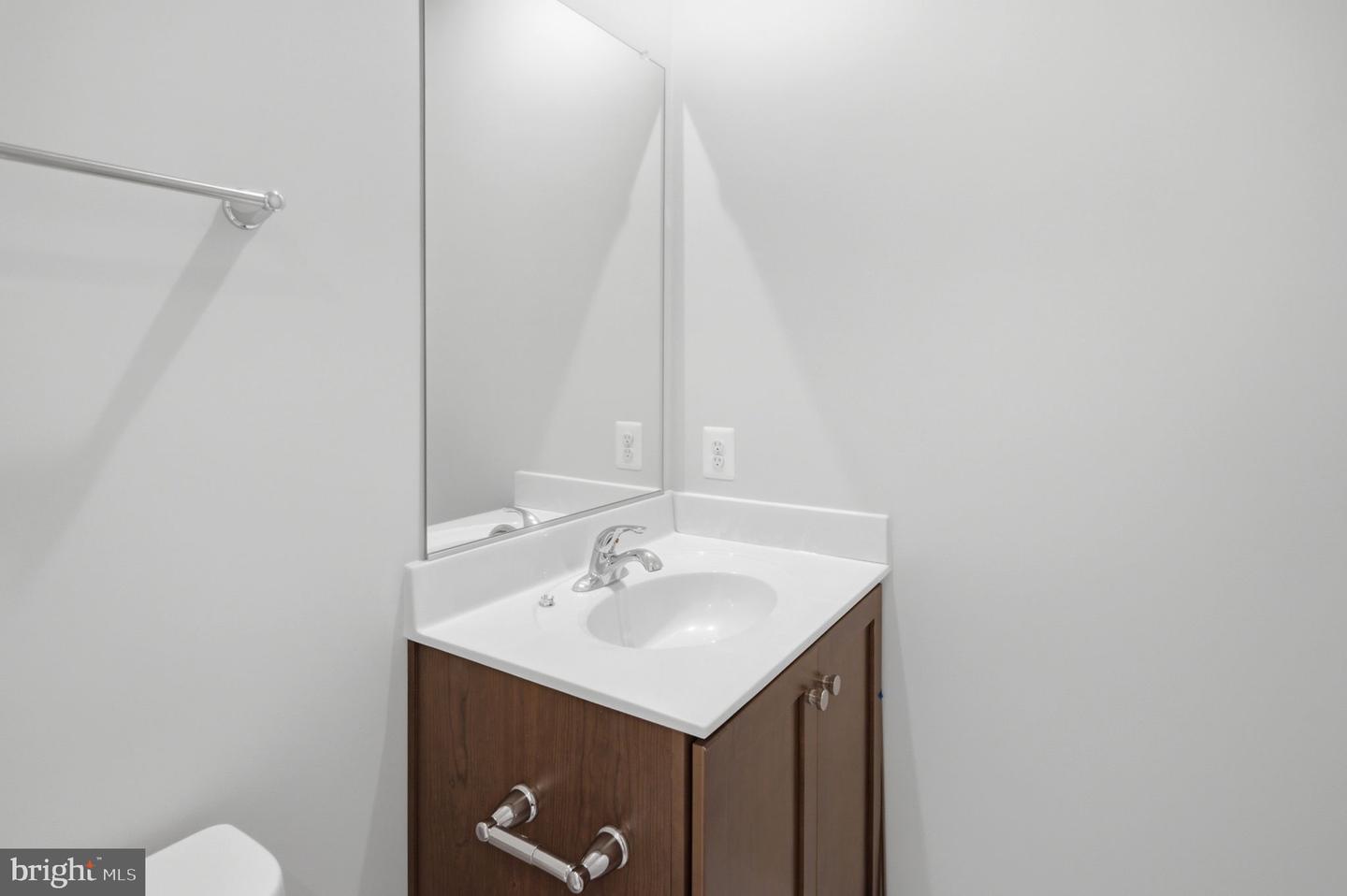 229 Monteith Dr Property Photo 37