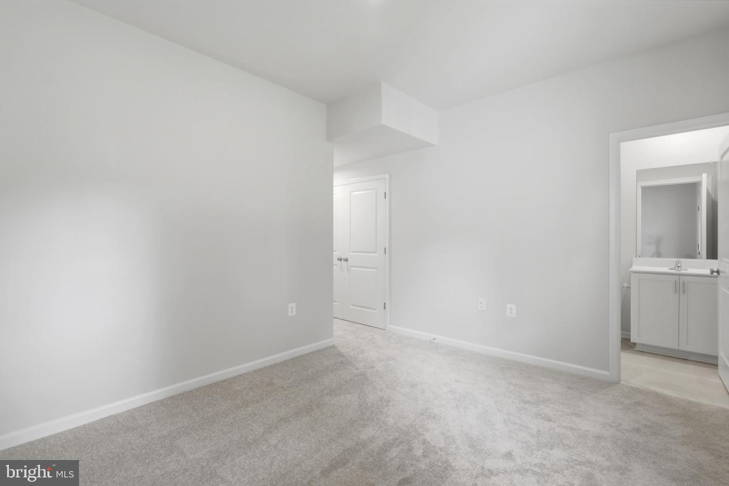 237 Monteith Dr Property Photo 33