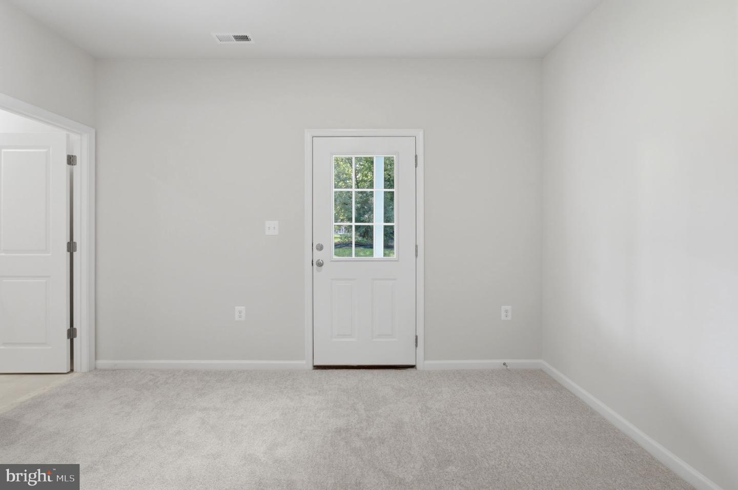 237 Monteith Dr Property Photo 37