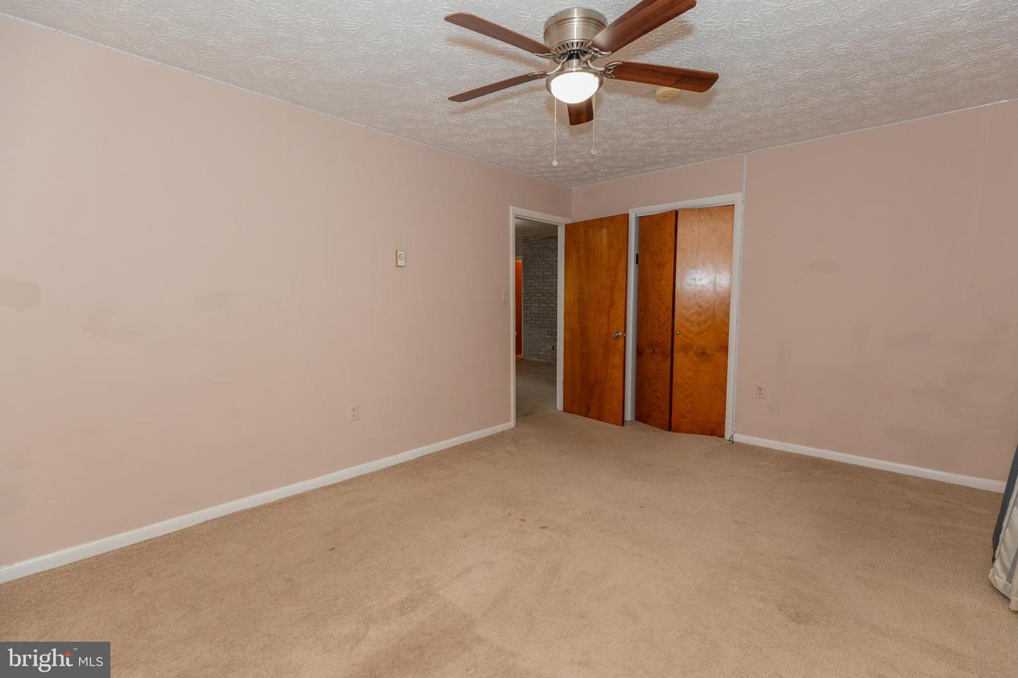 1517 Caroline St Property Photo 3