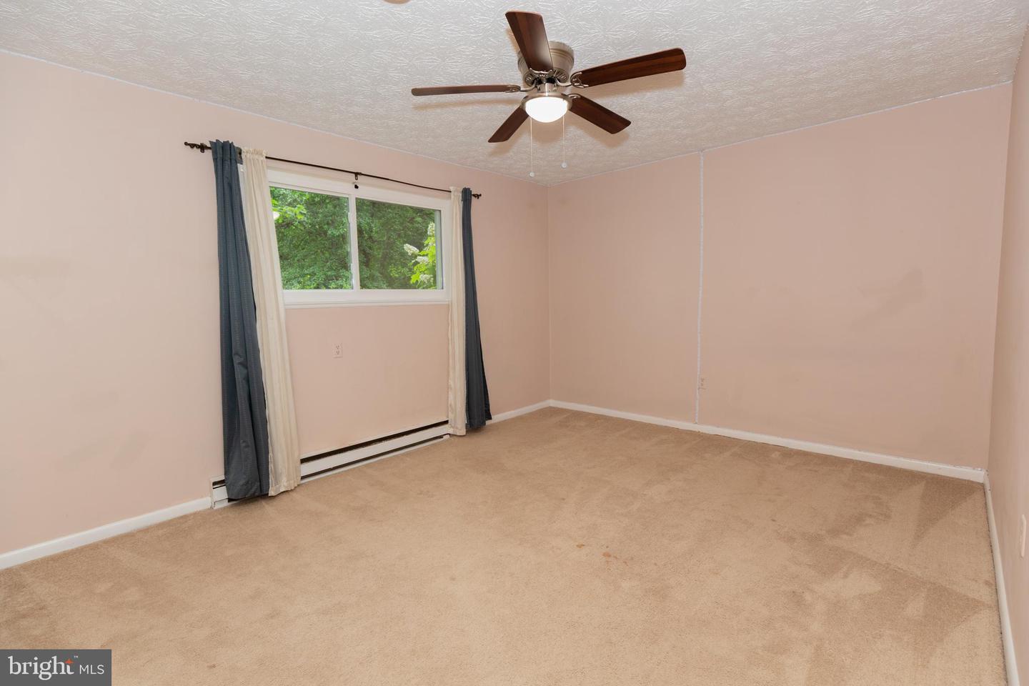 1517 Caroline St Property Photo 4