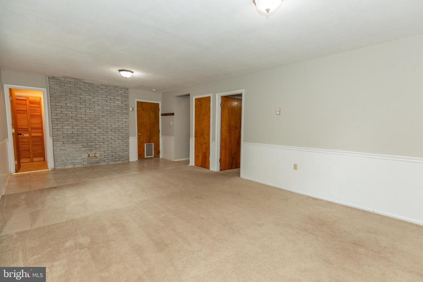 1517 Caroline St Property Photo 6