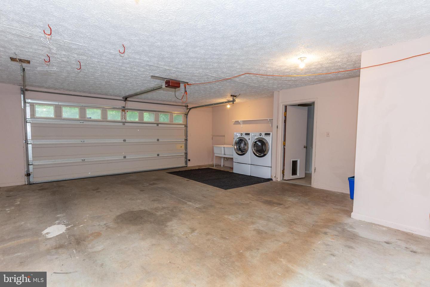 1517 Caroline St Property Photo 13