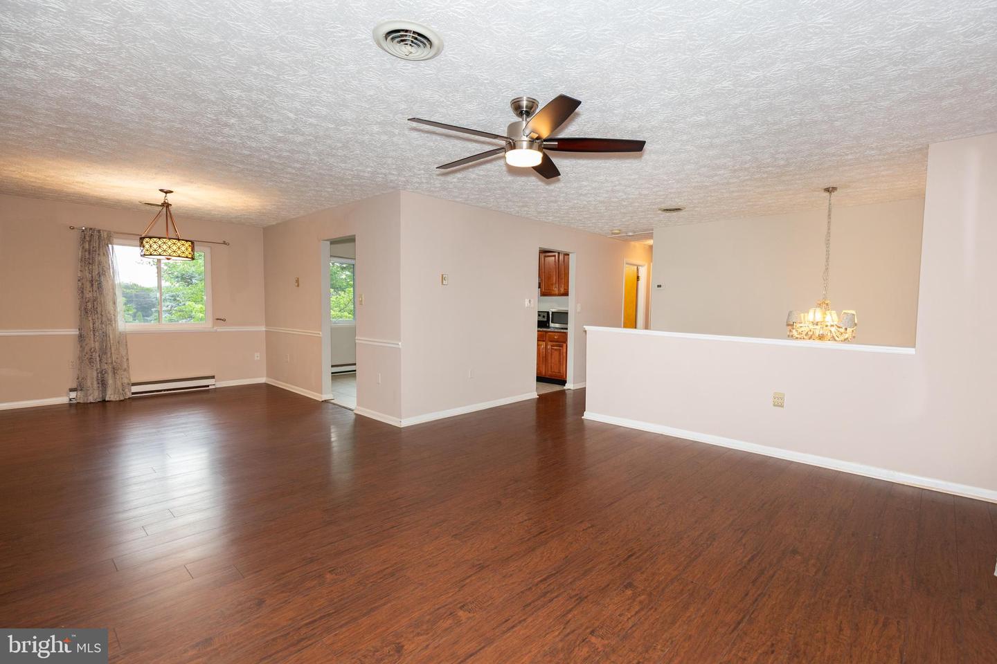 1517 Caroline St Property Photo 23