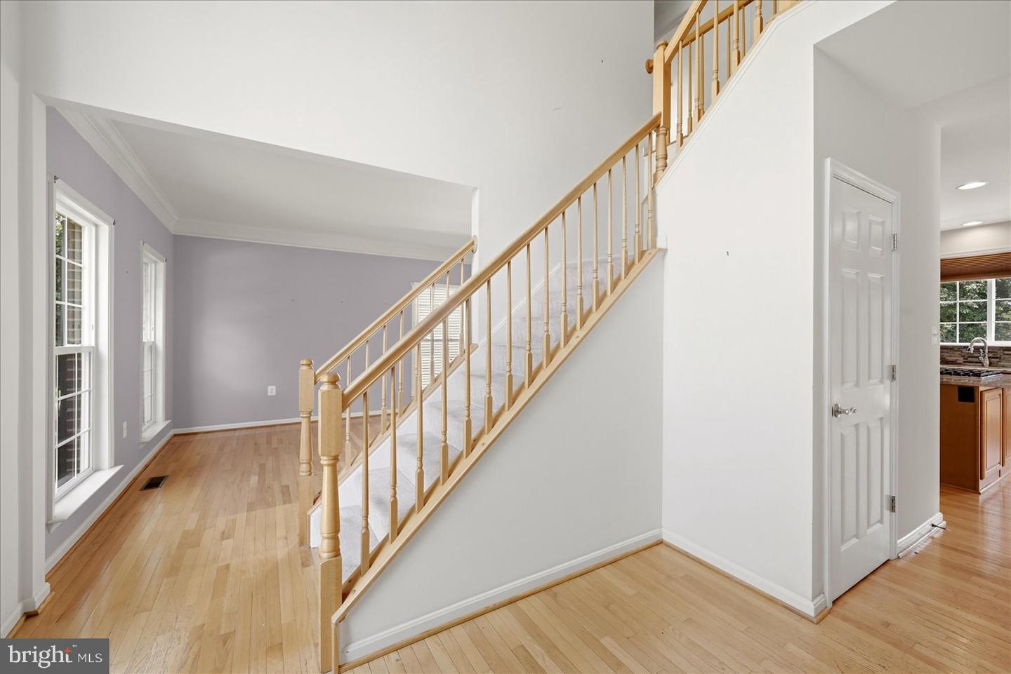 938 Wayne Dr Property Photo 6