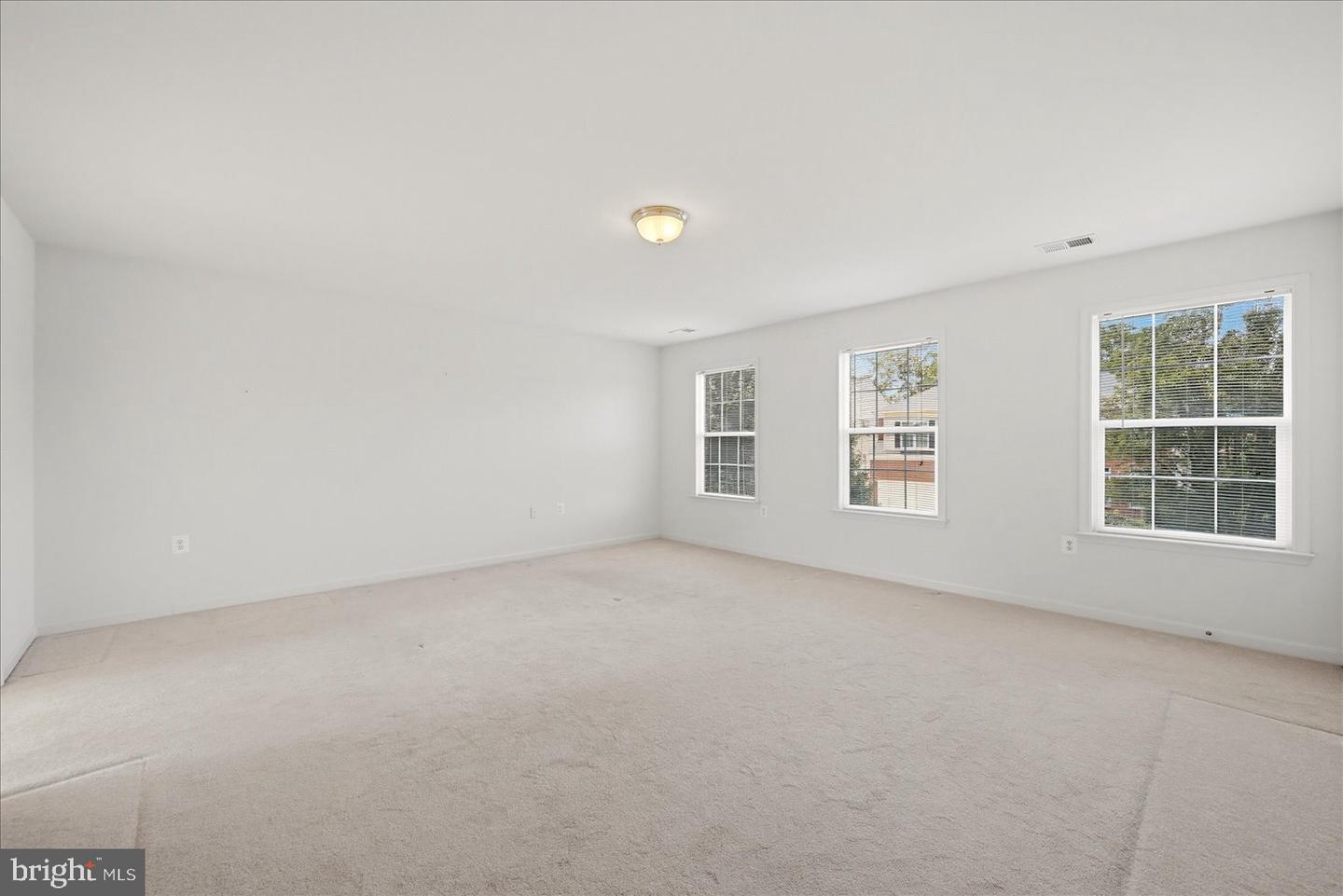 938 Wayne Dr Property Photo 35
