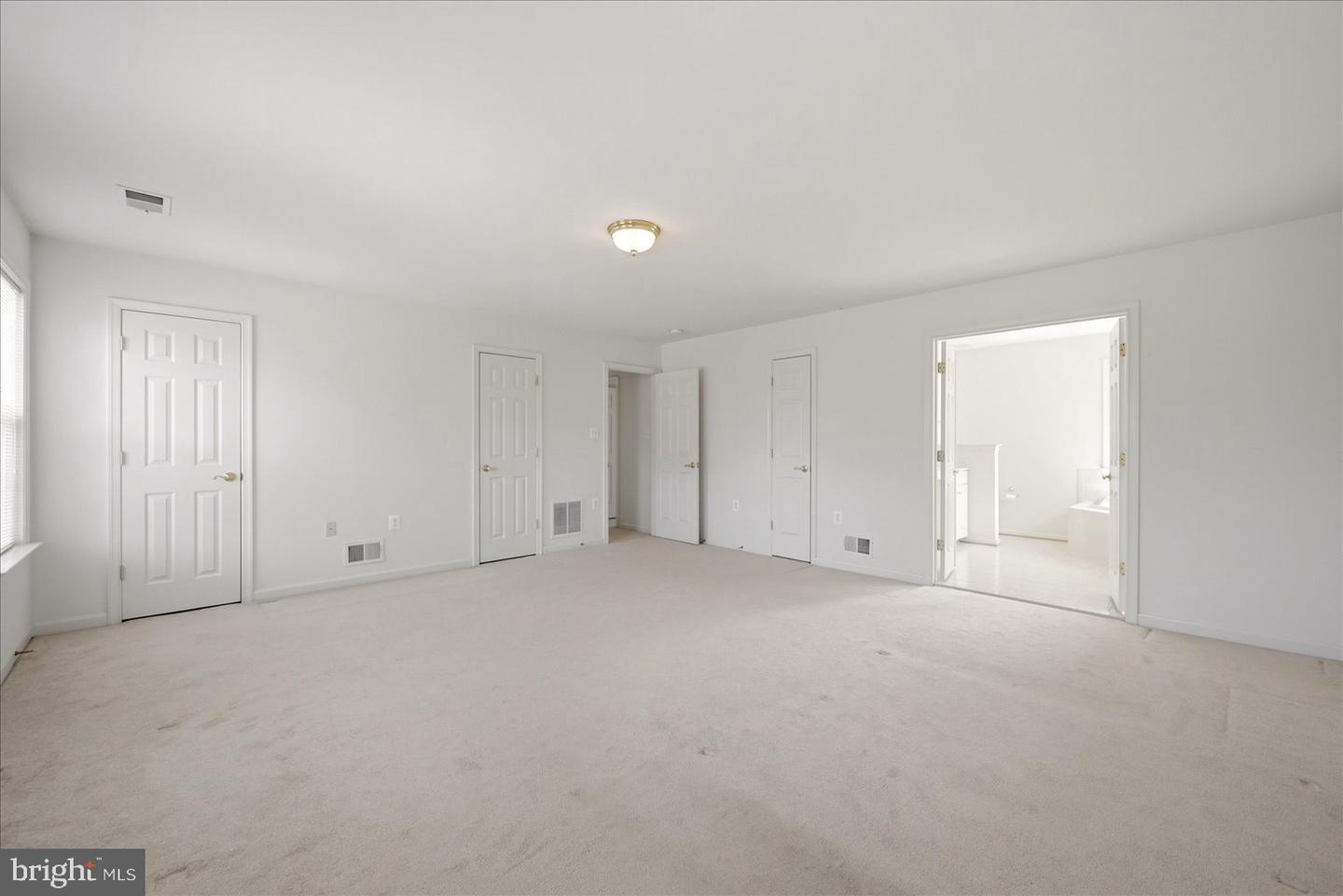 938 Wayne Dr Property Photo 36