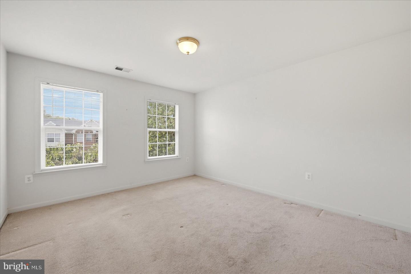 938 Wayne Dr Property Photo 47