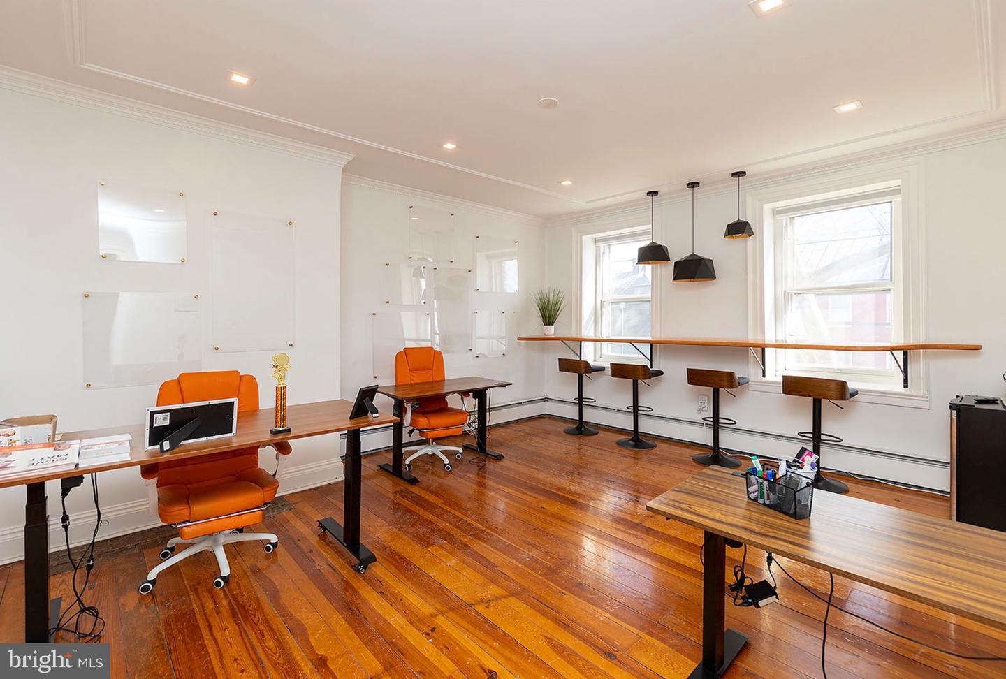 41 S Cameron St #b Property Photo 6