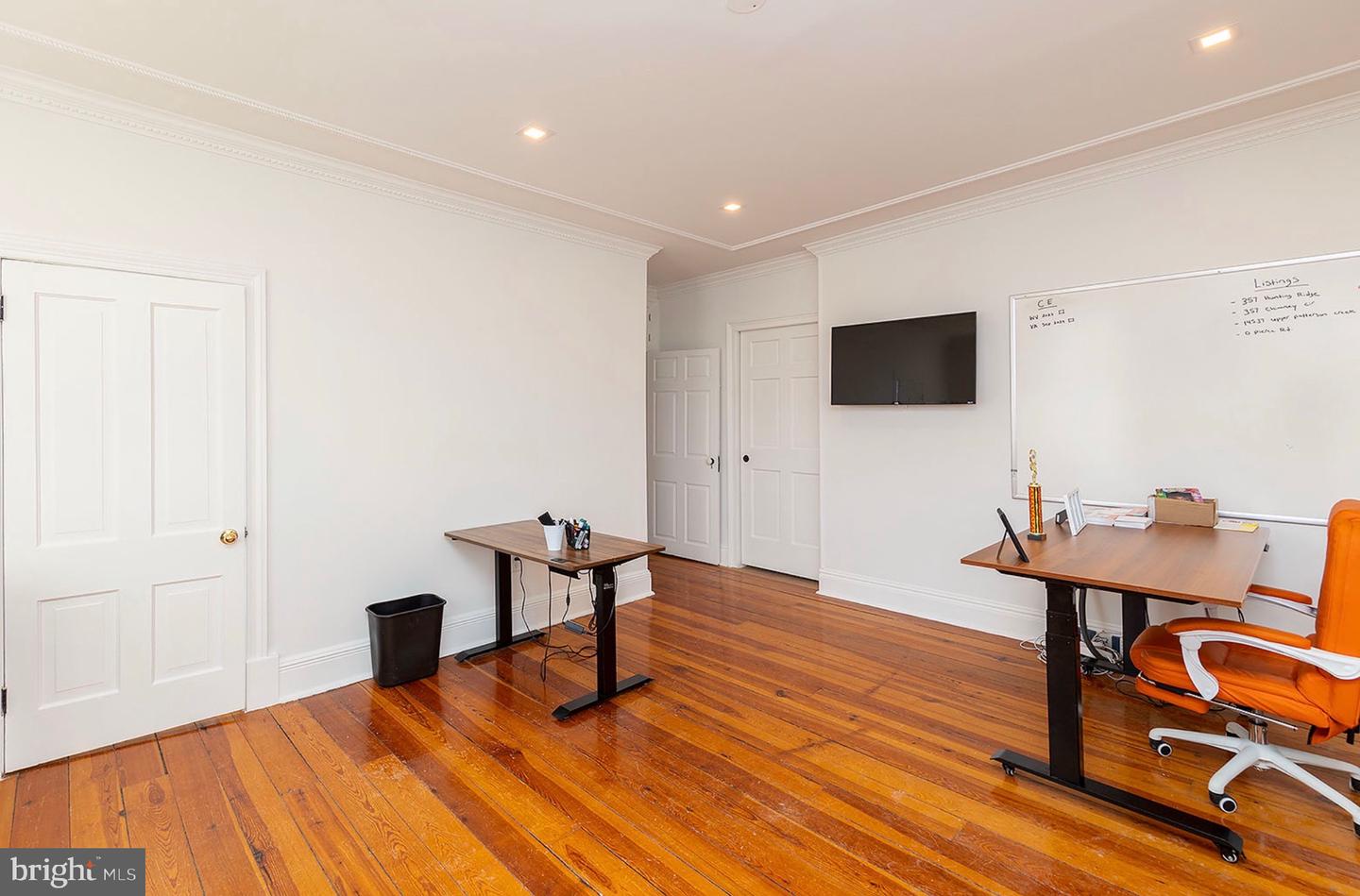 41 S Cameron St #b Property Photo 8