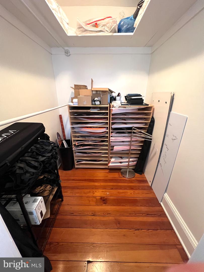 41 S Cameron St #b Property Photo 11