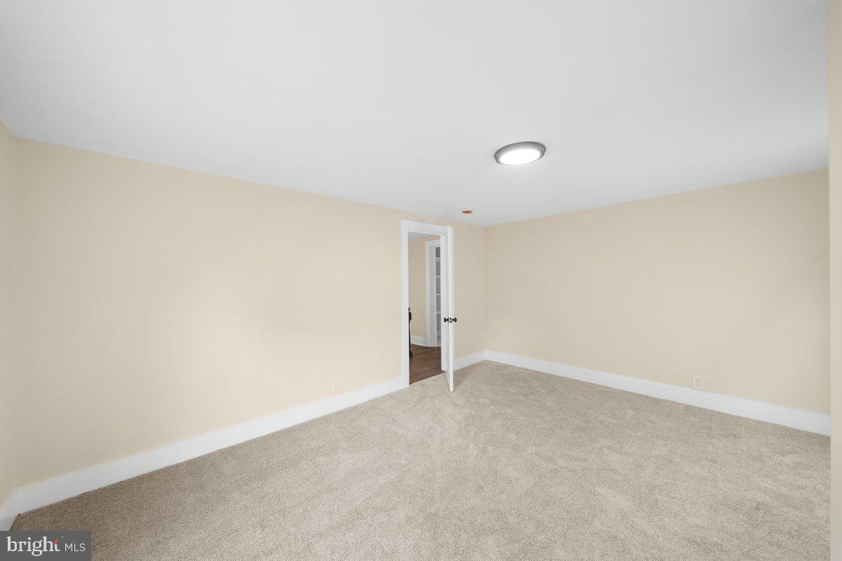 21 E Germain St Property Photo 9