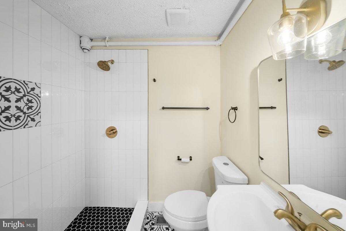 21 E Germain St Property Photo 21