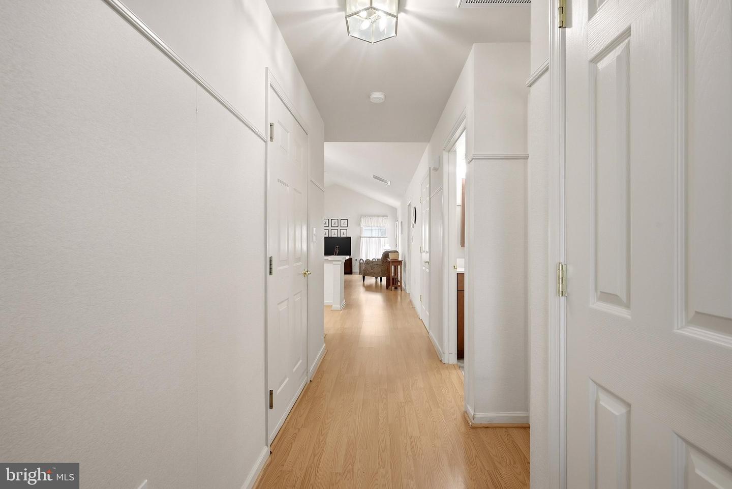 1847 Melvor Ln Property Photo 7