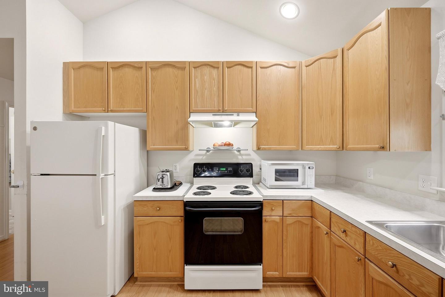 1847 Melvor Ln Property Photo 12