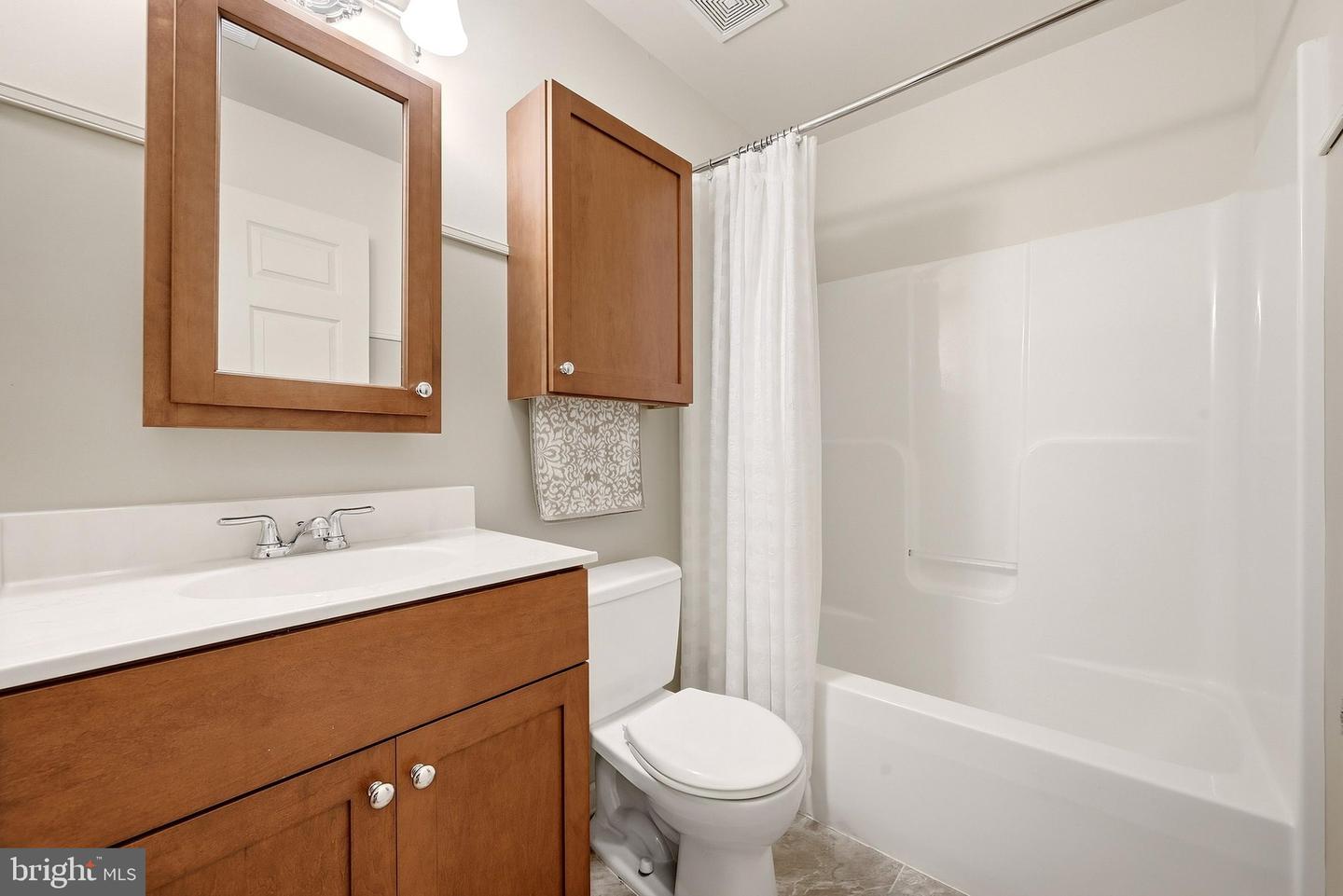 1847 Melvor Ln Property Photo 23